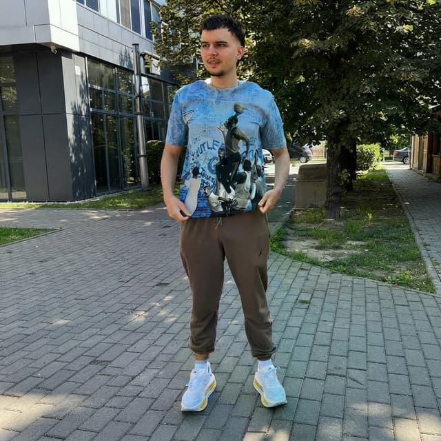 Поменяй лица местами и цвет кожи